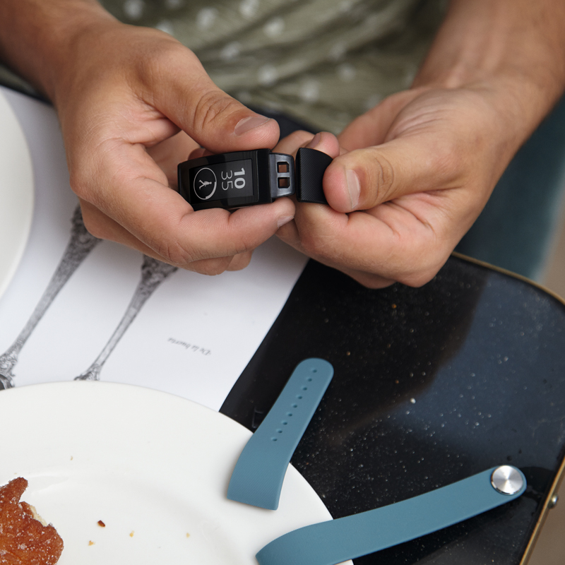 Sony Smartband Talk SWR30 groß Original weiss