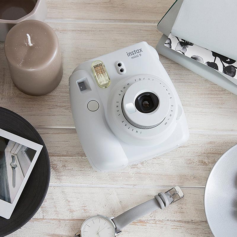Fujifilm Instax Mini 9 Kamera smoky weiß