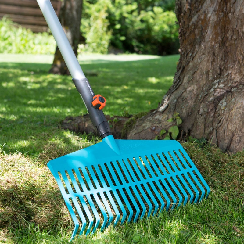 GARDENA 03087-20 combisystem-Komplettangebot (Rechenbesen + Grubber - Fugenkratzer + Stiel)