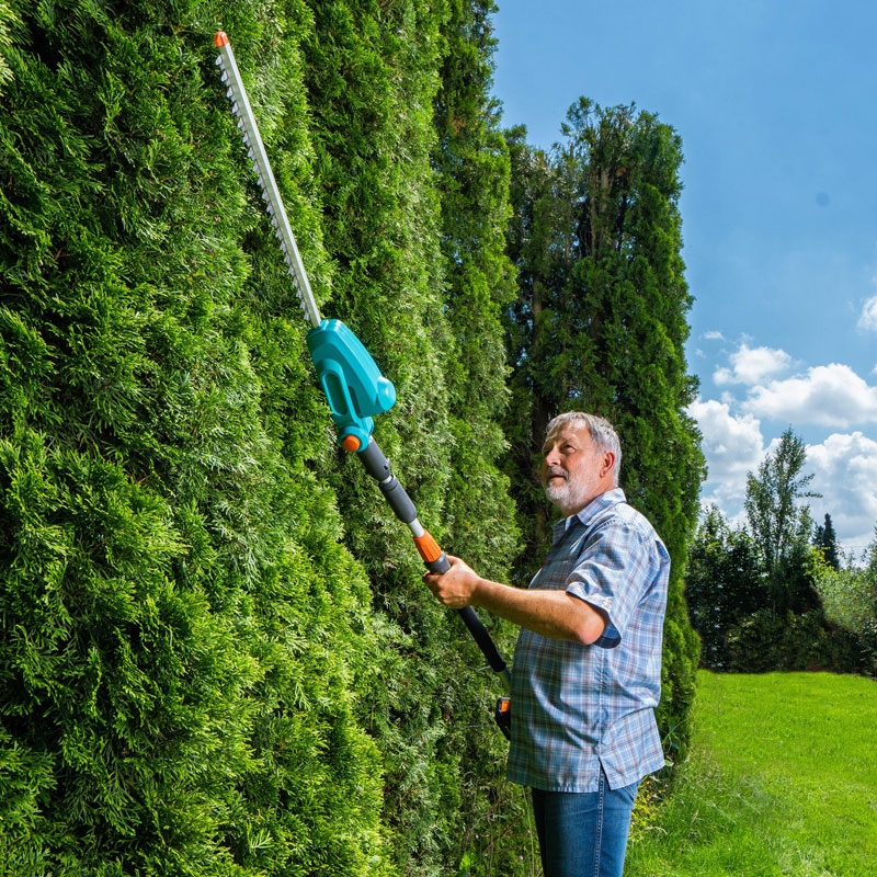 GARDENA 14732-20 Akku-Teleskop-Heckenschere THS 42/18V P4A Ready-To-Use Set