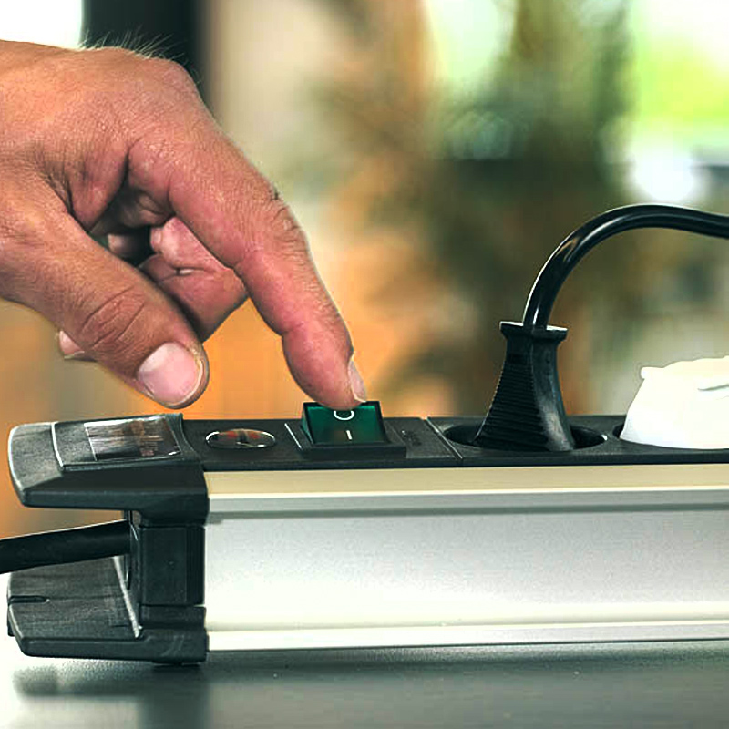 Brennstuhl Premium-Protect-Line Automatik-Steckdosenleiste