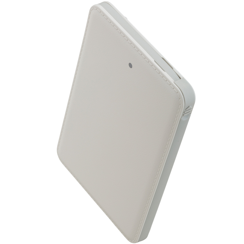 Peter Jäckel Powerbank ULTRA THIN LED 5000mAh Weiß