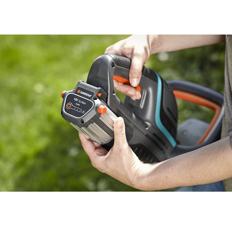 GARDENA Set Akku-Heckenschere Set ComfortCut Li-18/50