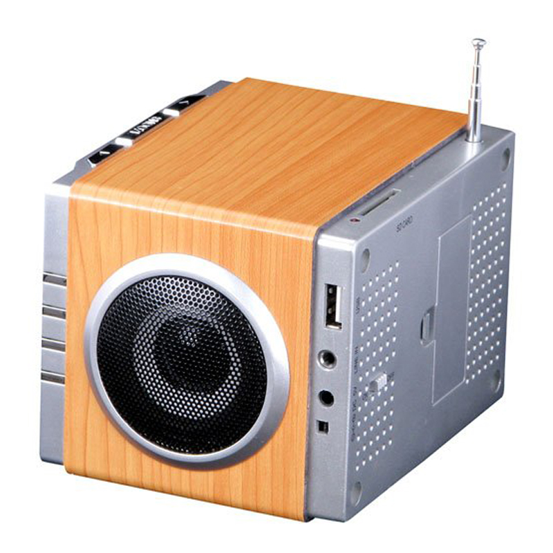 August MB 300 Radiowecker-MP3 Player / Stereoanlage