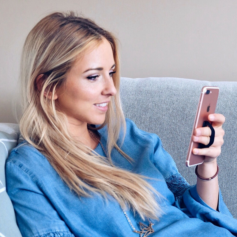 Happy Strappy Smartphone Fingerhalter ganz gold