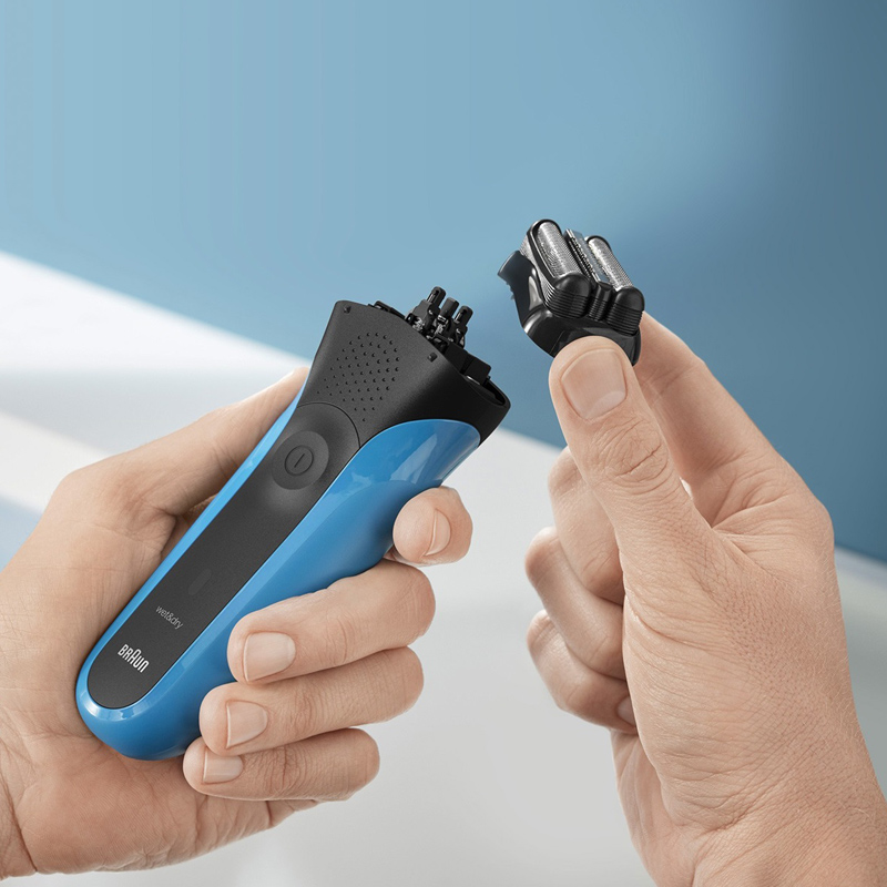 Braun Series 3 Elektrischer Rasierer 310s, blau
