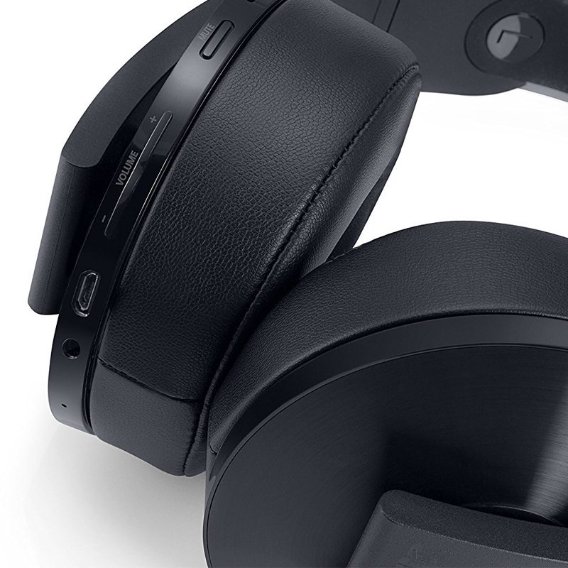 Sony PlayStation 4 Platinum Wireless Headset Ausstellungsgerät