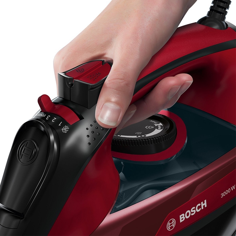 Bosch TDA503001P Dampfbügeleisen Sensixx'x EditionRosso Ausstellungsgerät