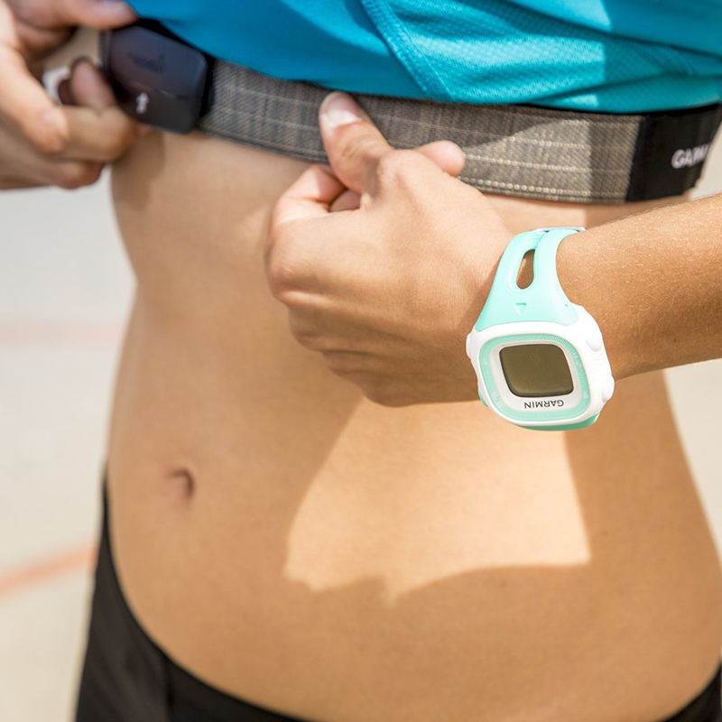 Garmin GPS-Laufuhr Forerunner 15 S inkl. Herzfrequenz-Brustgurt türkis/weiss