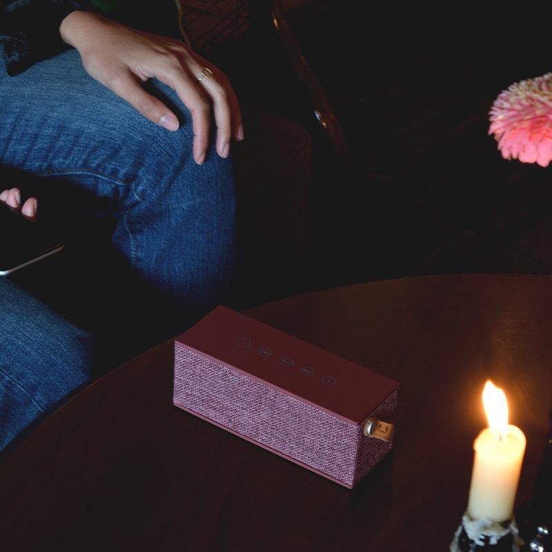 Fresh 'n Rebel Rockbox Brick Bluetooth Lautsprecher Ruby