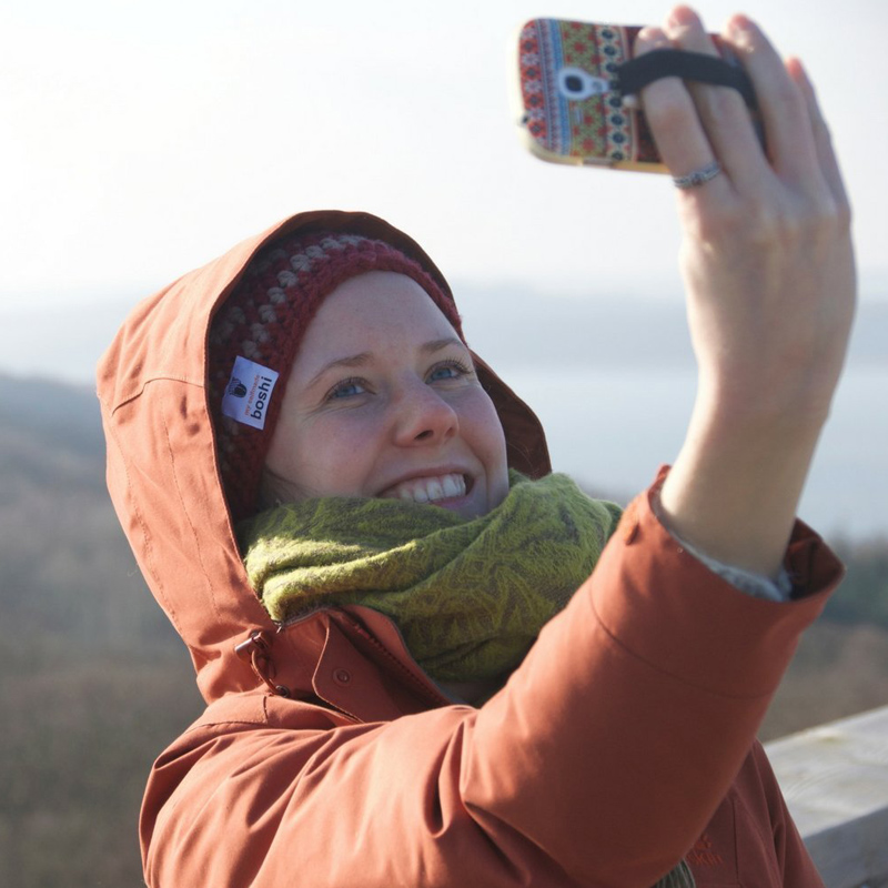 Happy Strappy Smartphone Fingerhalter schwarz