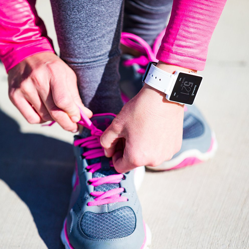 Garmin vivoactive mit Brustgurt Fitness-Armbanduhr schwarz