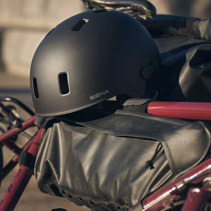 Sena Rumba matt black Größe L smarter Mulitsport-Helm
