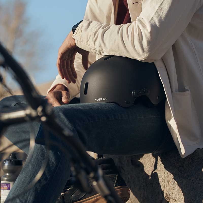 Sena Rumba matt black Größe L smarter Mulitsport-Helm