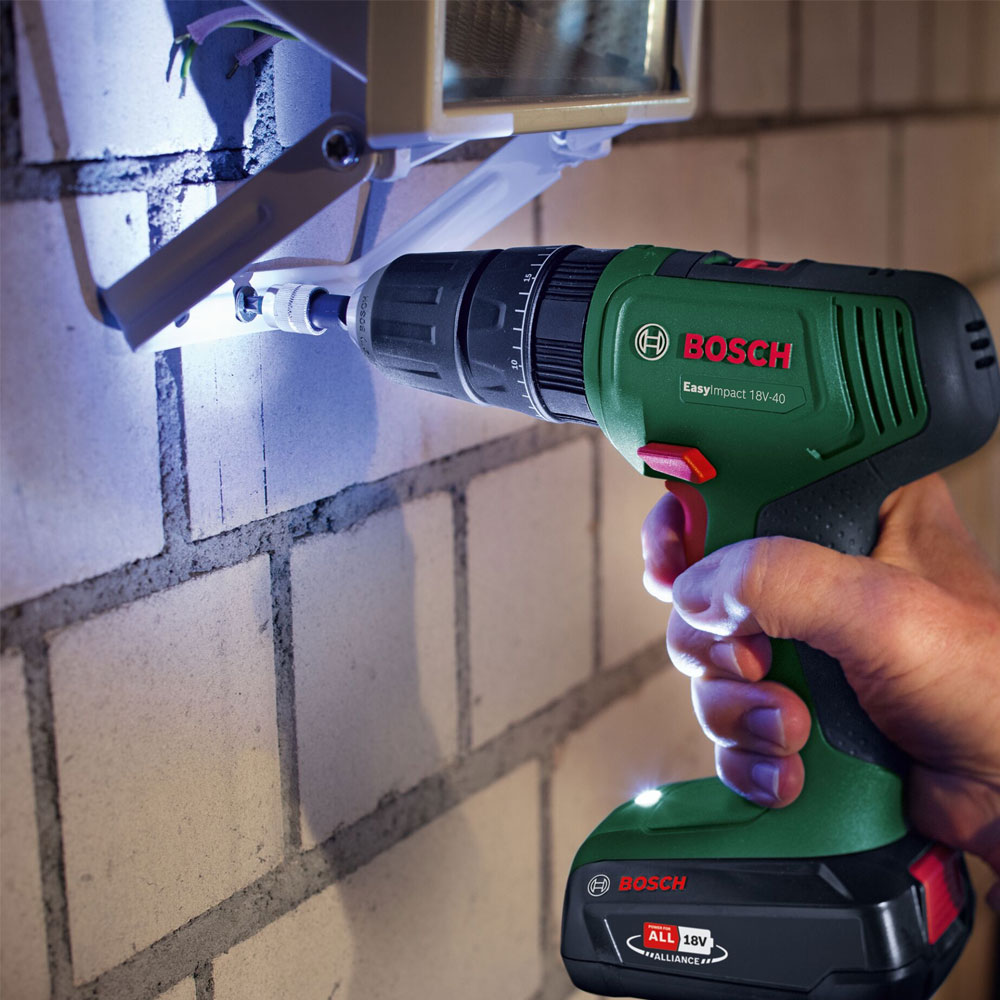 Bosch EasyImpact 18V-40 Drill (mit SystemBox, 2 Akkus & Ladegerät)