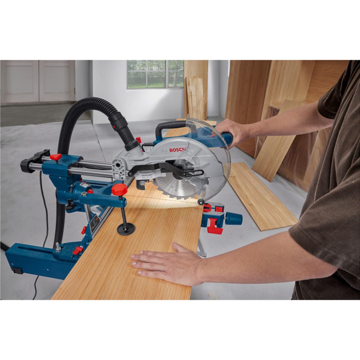 Bosch Professional GCM305-216S Kapp- und Gehrungssäge