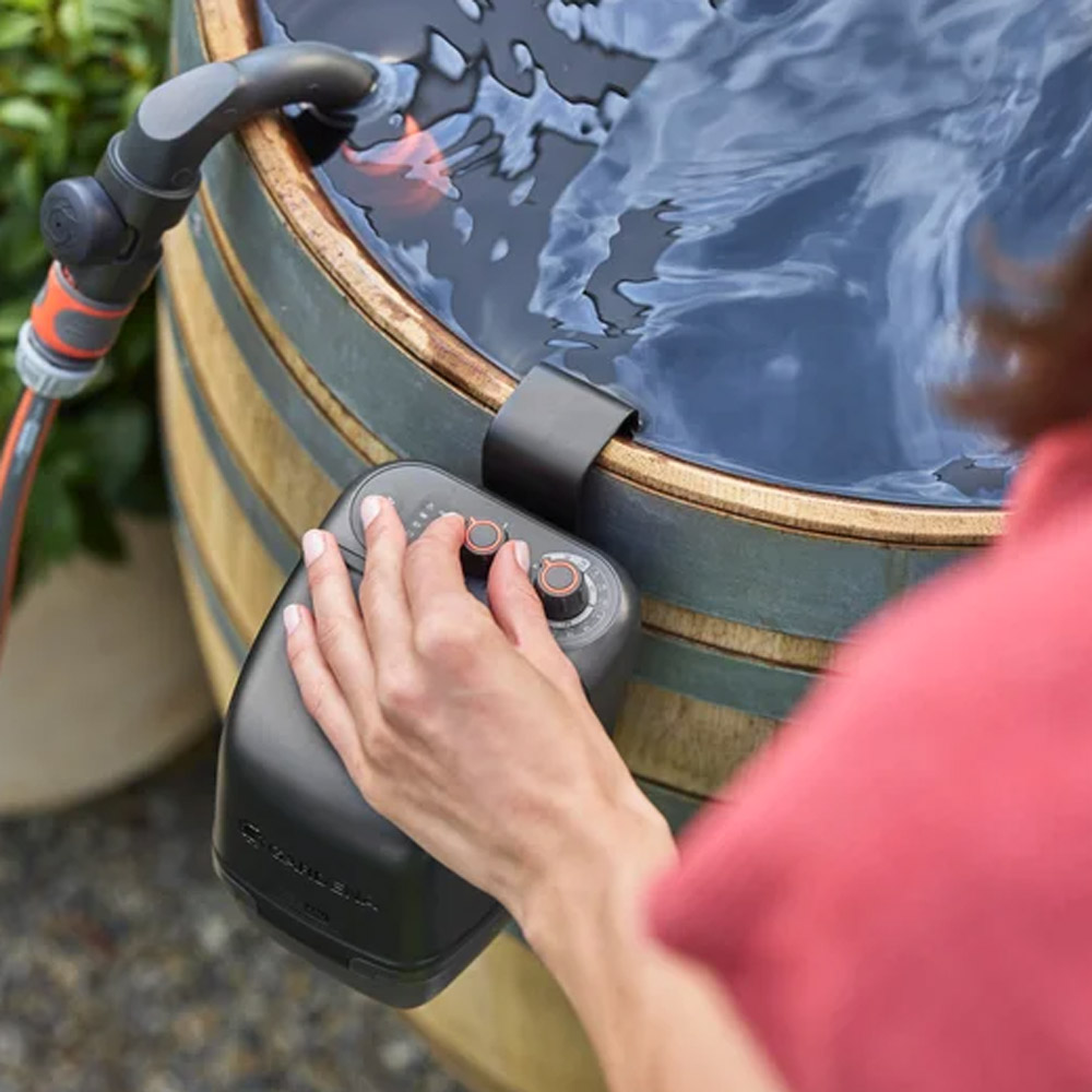 GARDENA 14605-55 Akku-Regenfasspumpe 2400 ComfortAutomatic 18V P4A solo