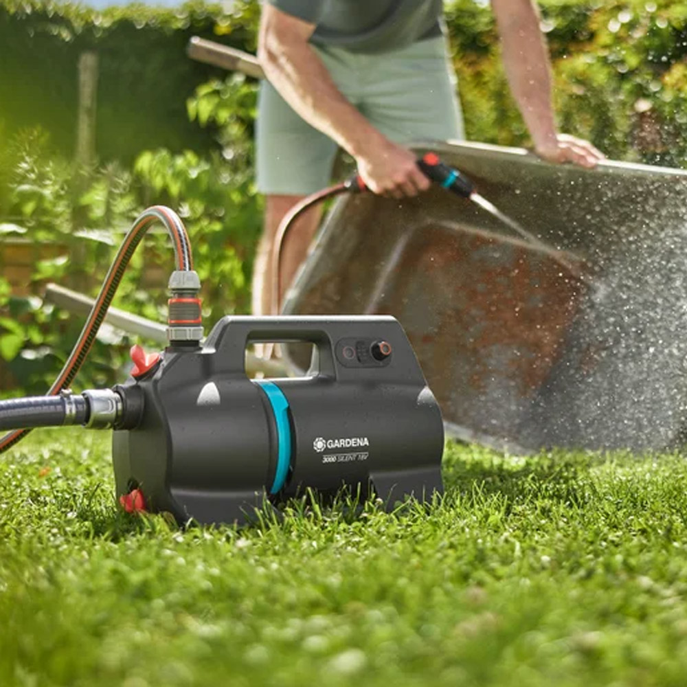 GARDENA 14610-20 Akku-Gartenpumpe 3000 Silent 18V P4A Ready-To-Use Set