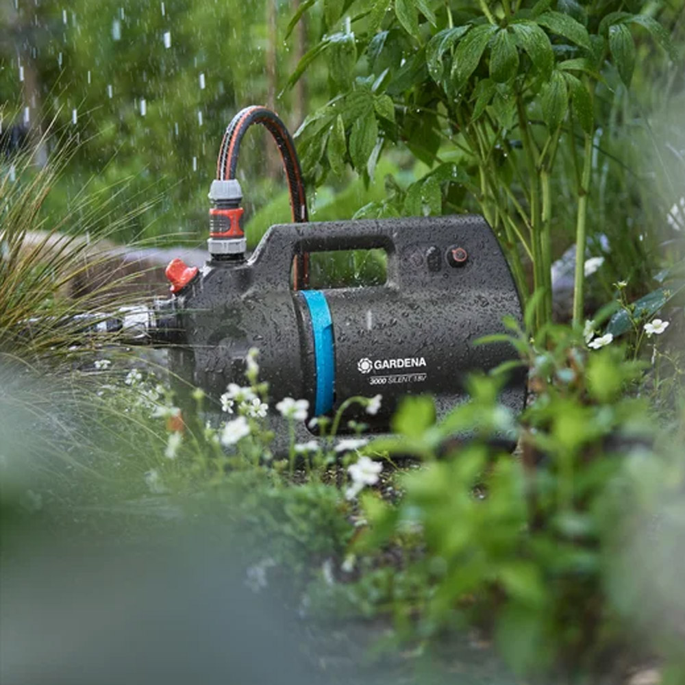 GARDENA 14610-55 Akku-Gartenpumpe 3000 Silent 18V P4A solo