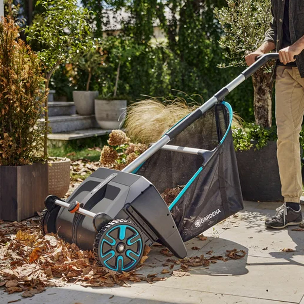 GARDENA 03566-20 Laub- und Rasensammler für Rasenflächen und Terrassen