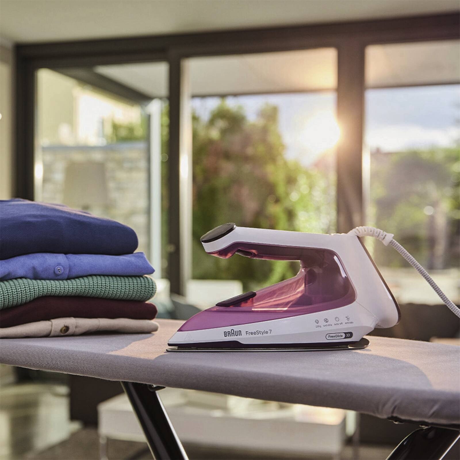 Braun FreeStyle 7 FI 7215 VI Dampfbügeleisen violett