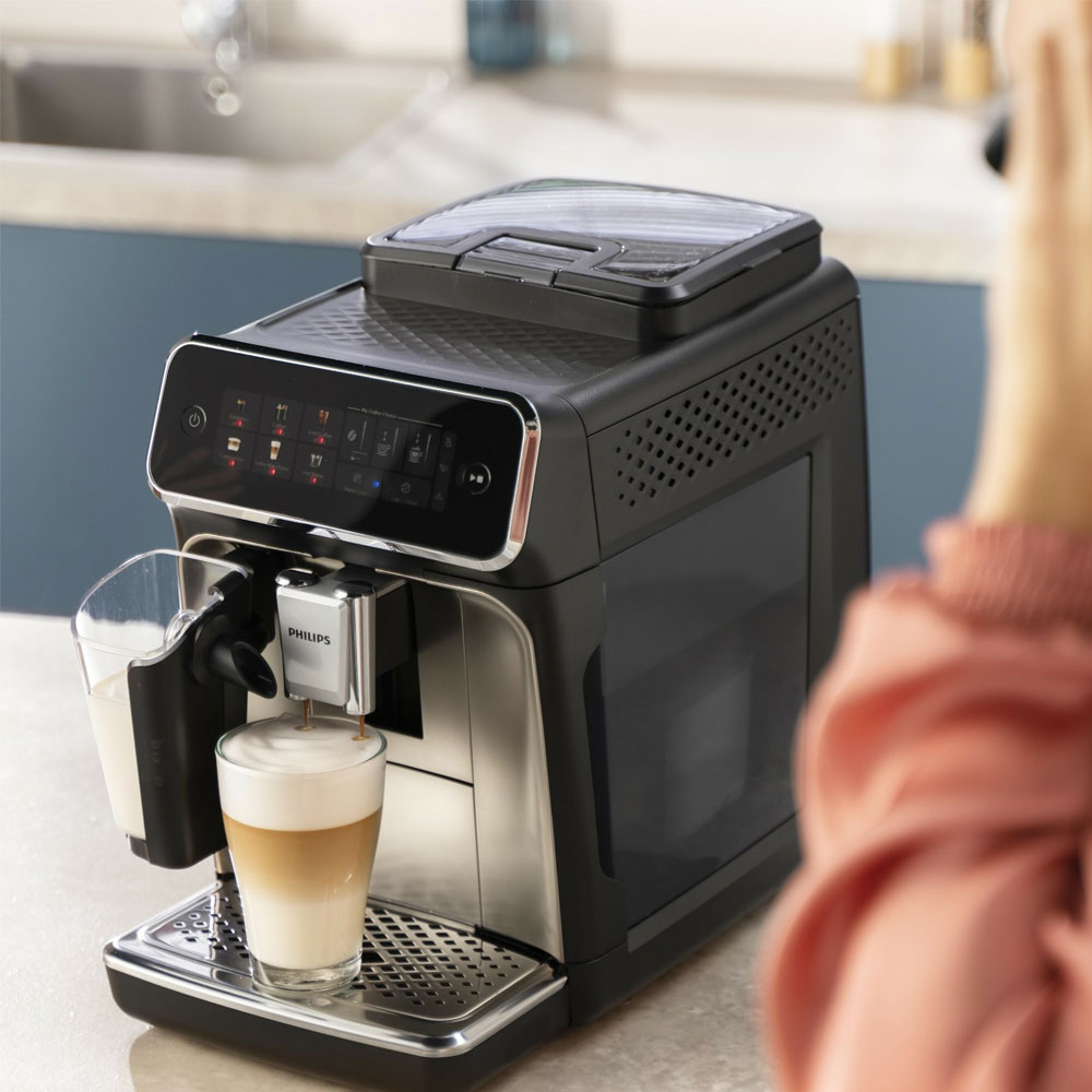 Philips EP3347/90 Series 3300 Kaffeevollautomat schwarz