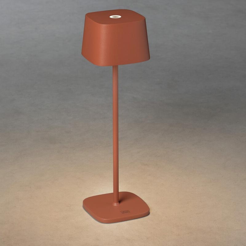 Konstsmide Capri USB-Tischleuchte terrakotta, 2700/3000K, dimmbar, eckig