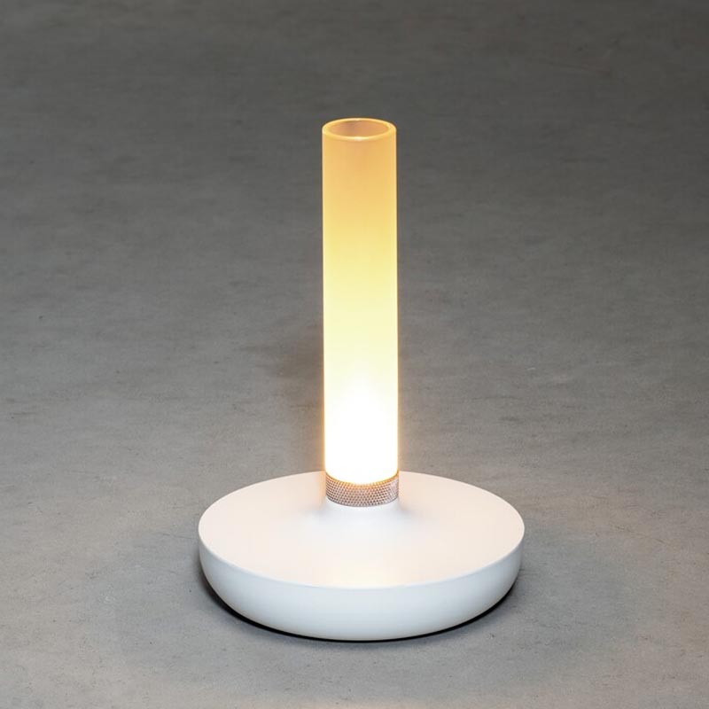 Konstsmide Biarritz USB-Tischleuchte weiß, 1800/2700/4000K, dimmbar