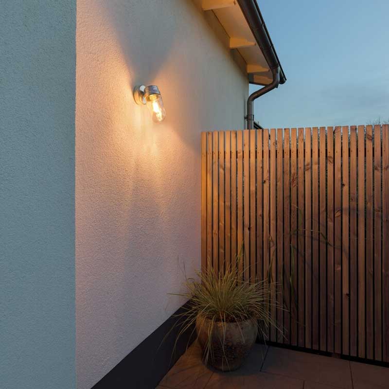 Konstsmide Vega Wandleuchte galvanisiert E27, Stahl/Glas