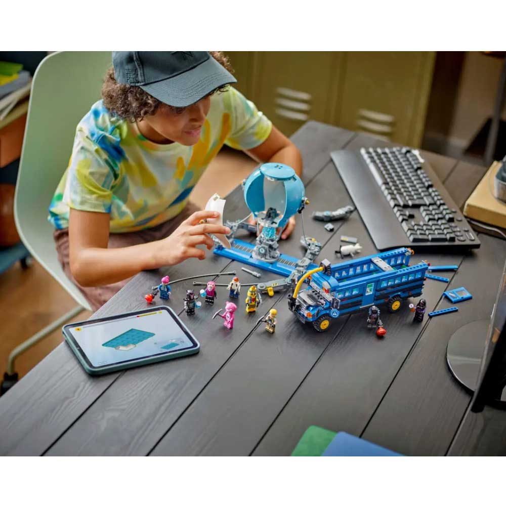 LEGO 77073 Fortnite Schlachtenbus