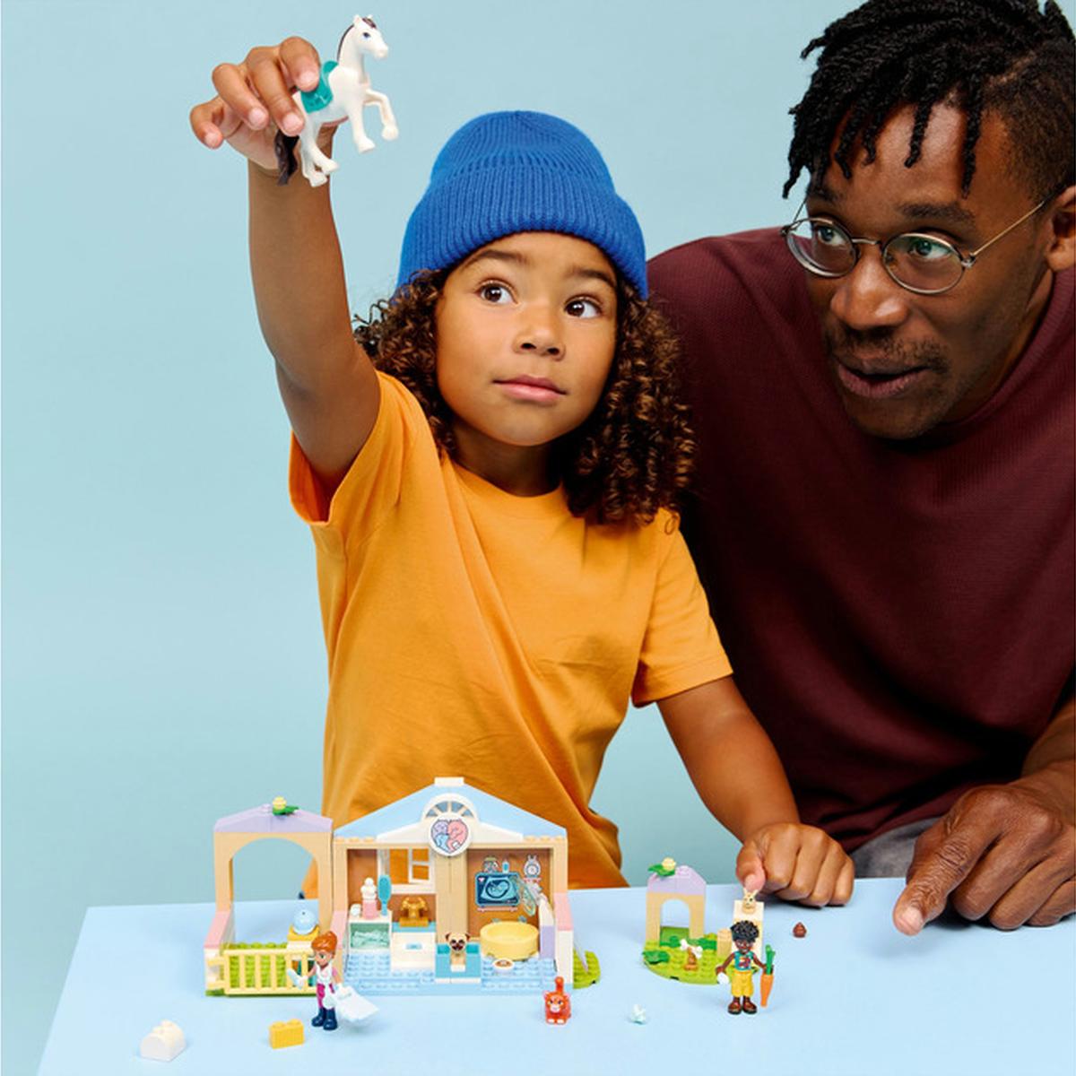 LEGO Friends Die Tierklinik (42696)