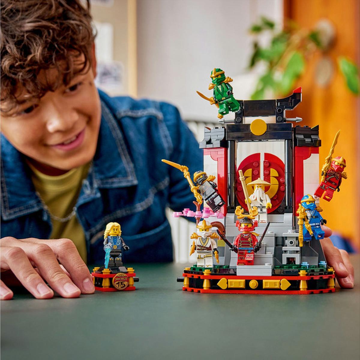 LEGO NINJAGO 15-jähriges Jubiläum: Ninja-Charaktere zum Ausstellen (71866)