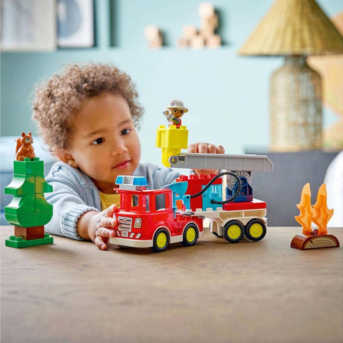 LEGO DUPLO - Löschauto mit Schlauch und Feuerwehrmann (10473)
