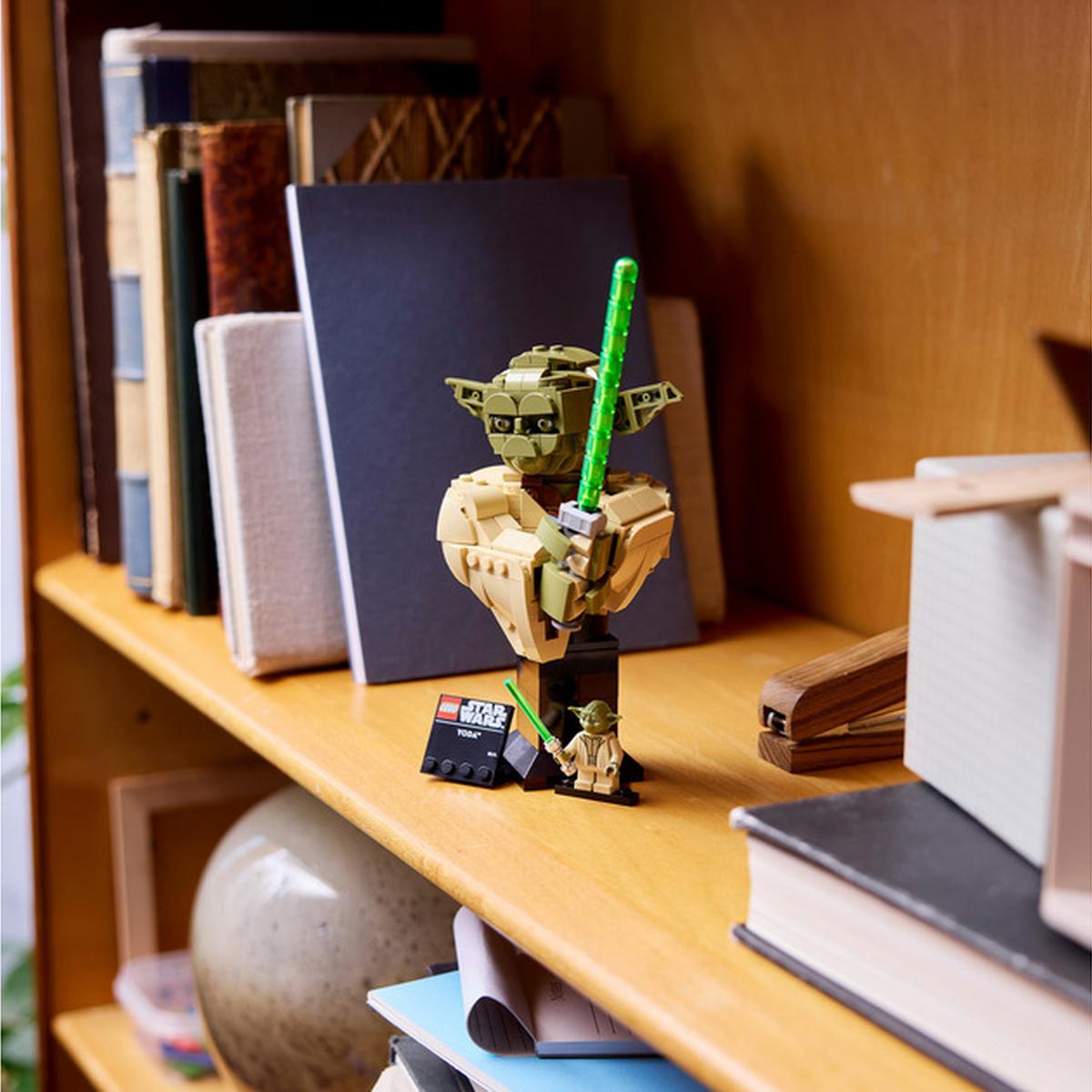 LEGO Star Wars - Yoda Büste (75438)