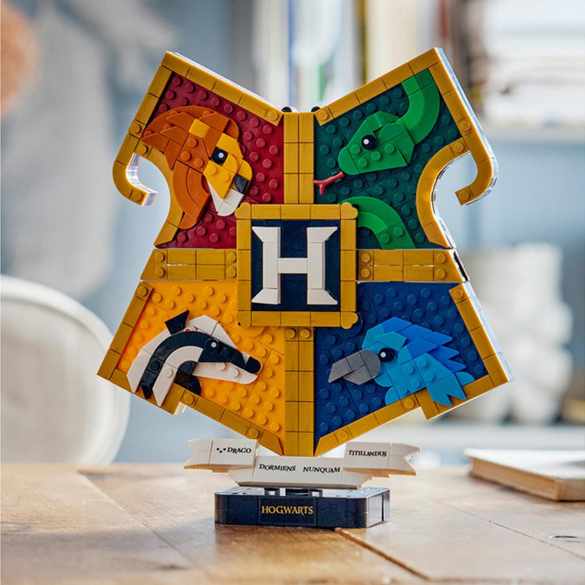 LEGO Harry Potter - Hogwarts Hauswappen (76462)