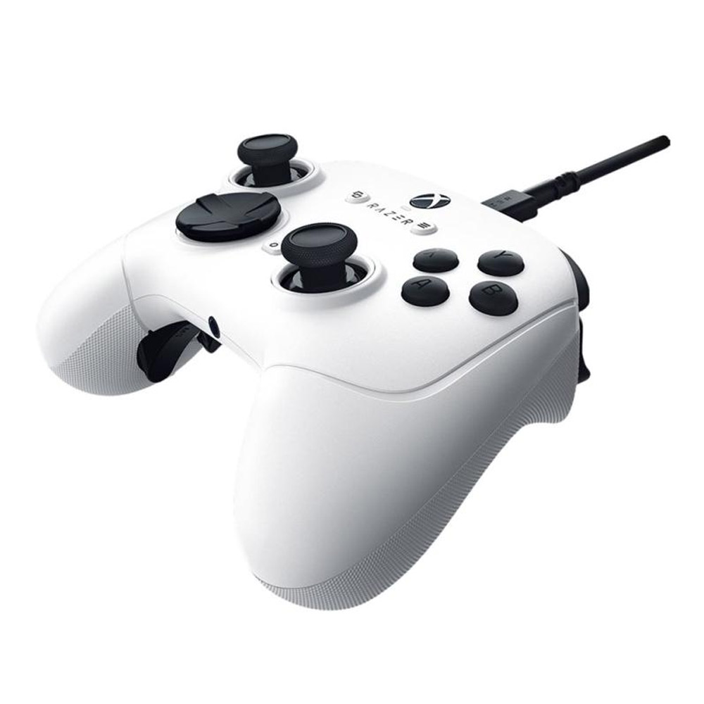 Razer Wolverine V3 Tournament Edition Controller für Xbox & PC weiß