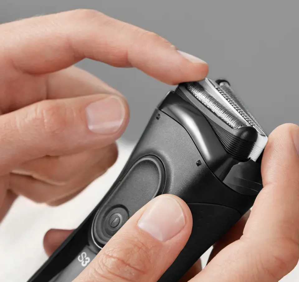 Braun Series 3 Shave & Style S3 Elektrischer Rasierer (301BT) schwarz