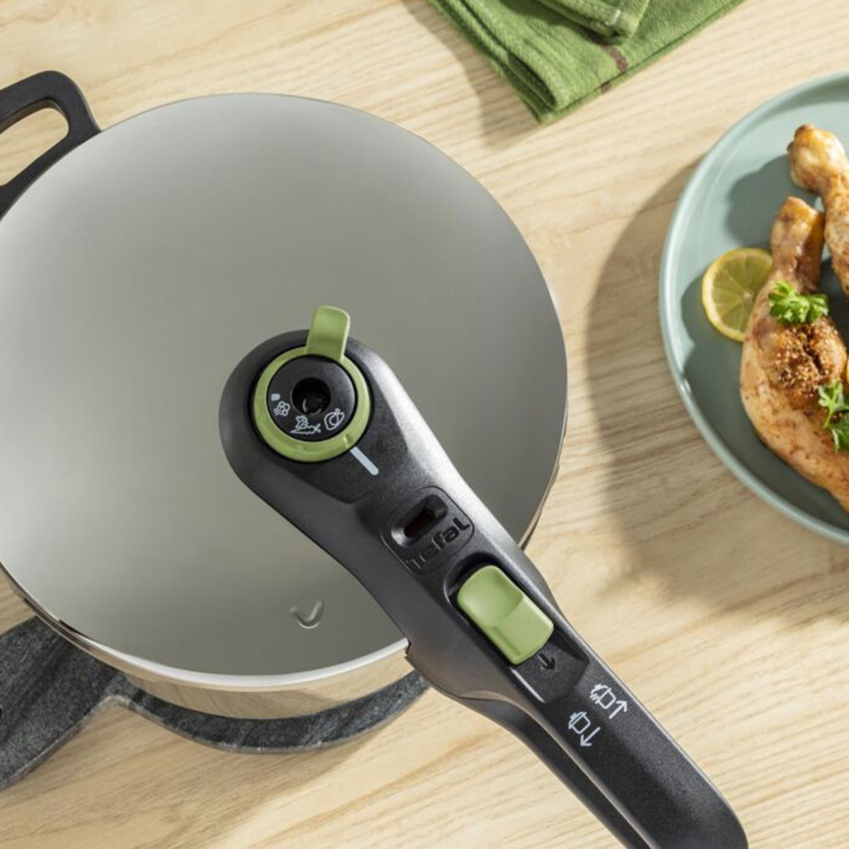 Tefal Secure Trendy 8L Schnellkochtopf mit Korb