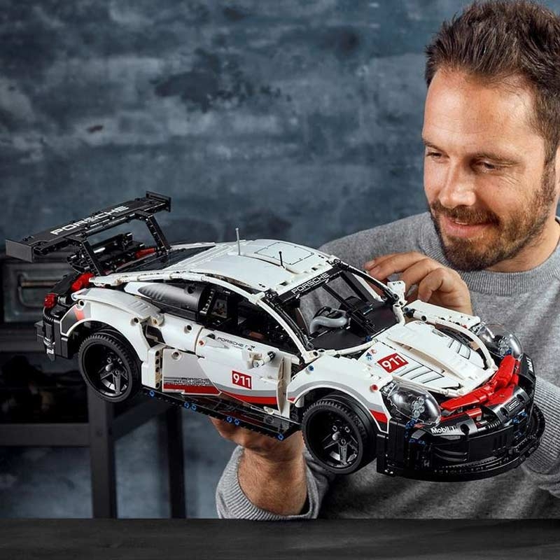 LEGO Technic 42096 Porsche 911 RSR bunt