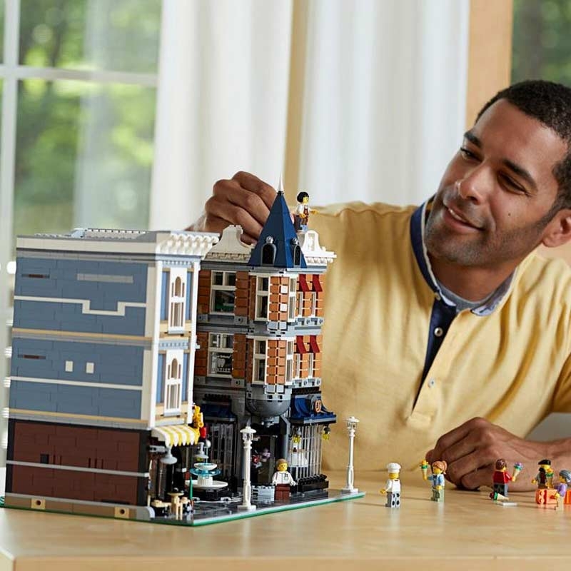 LEGO Creator Expert 10255 Stadtleben