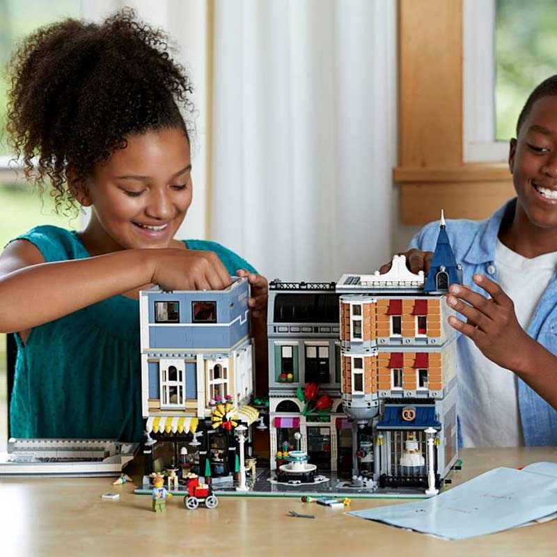 LEGO Creator Expert 10255 Stadtleben